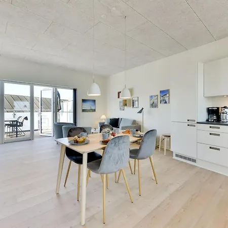 Leilighet Aiana - 250m From The Sea By Interhome *
